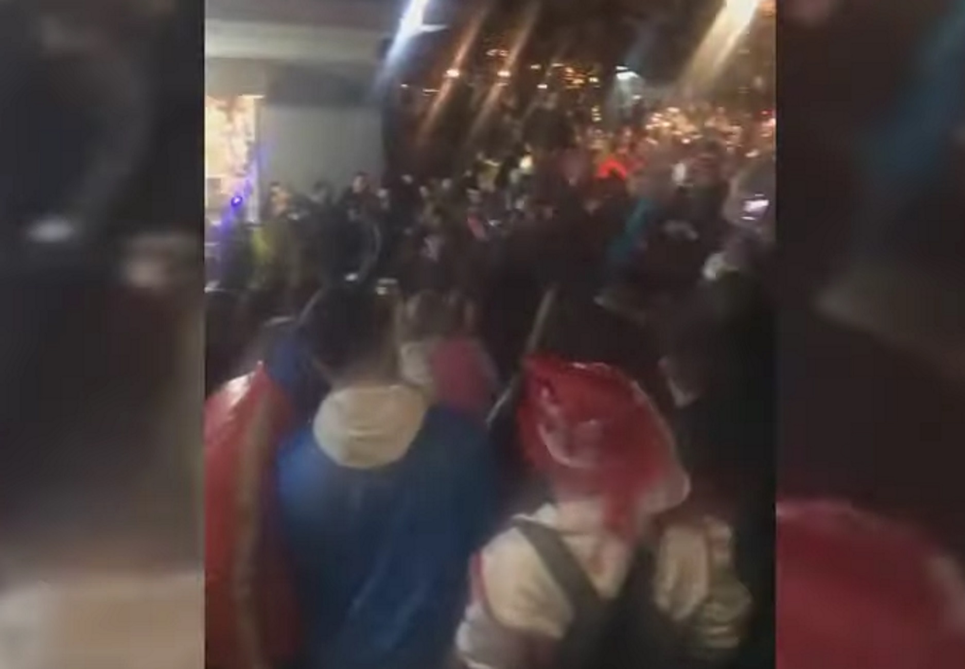 Καρναβάλι στην Ξάνθη: Συνωστισμός παρά την ακύρωση – «Βούλιαξε» από κόσμο η πλατεία Αντίκα