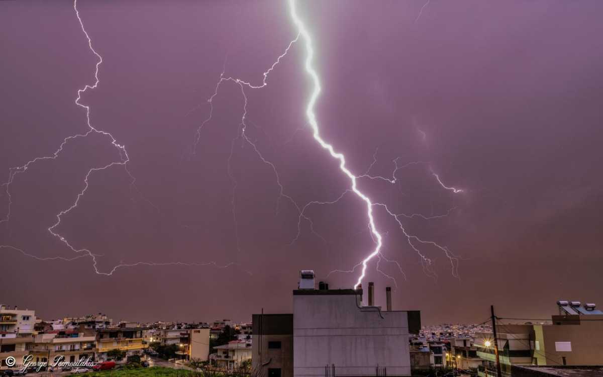 Κρήτη – κακοκαιρία: Χαλάζι, χιόνια και κρύο – Κεραυνός ξύπνησε το Ηράκλειο