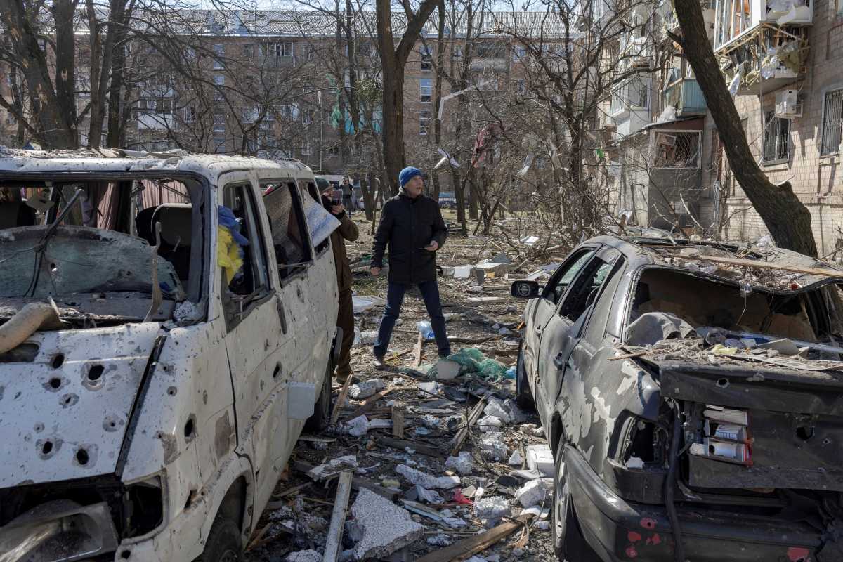 Πόλεμος στην Ουκρανία: Βομβάρδισαν λεωφορεία με αμάχους – Τέσσερα παιδιά τραυματίστηκαν