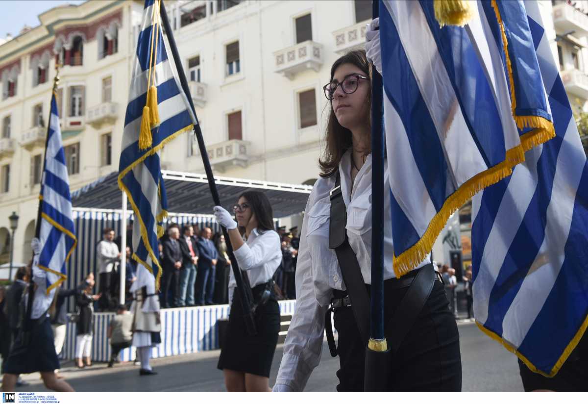 Παρέλαση στη Θεσσαλονίκη: Η πιο «μεγάλη» στιγμή μπροστά από την εξέδρα των επισήμων