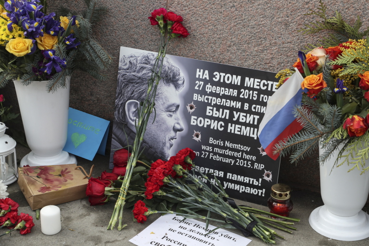 Ρωσία: «Απόσπασμα θανάτου» παρακολουθούσε τον αντίπαλο του Πούτιν, Νεμτσόφ, πριν τη δολοφονία του