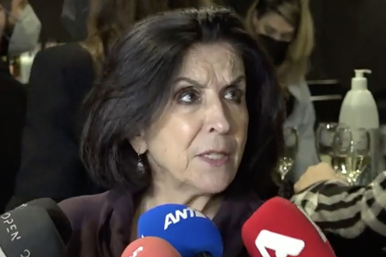 Η Νένα Μεντή για τα ριάλιτι: Κάποιες ώρες το βράδυ το θέλω το αποβλακωτικό μου