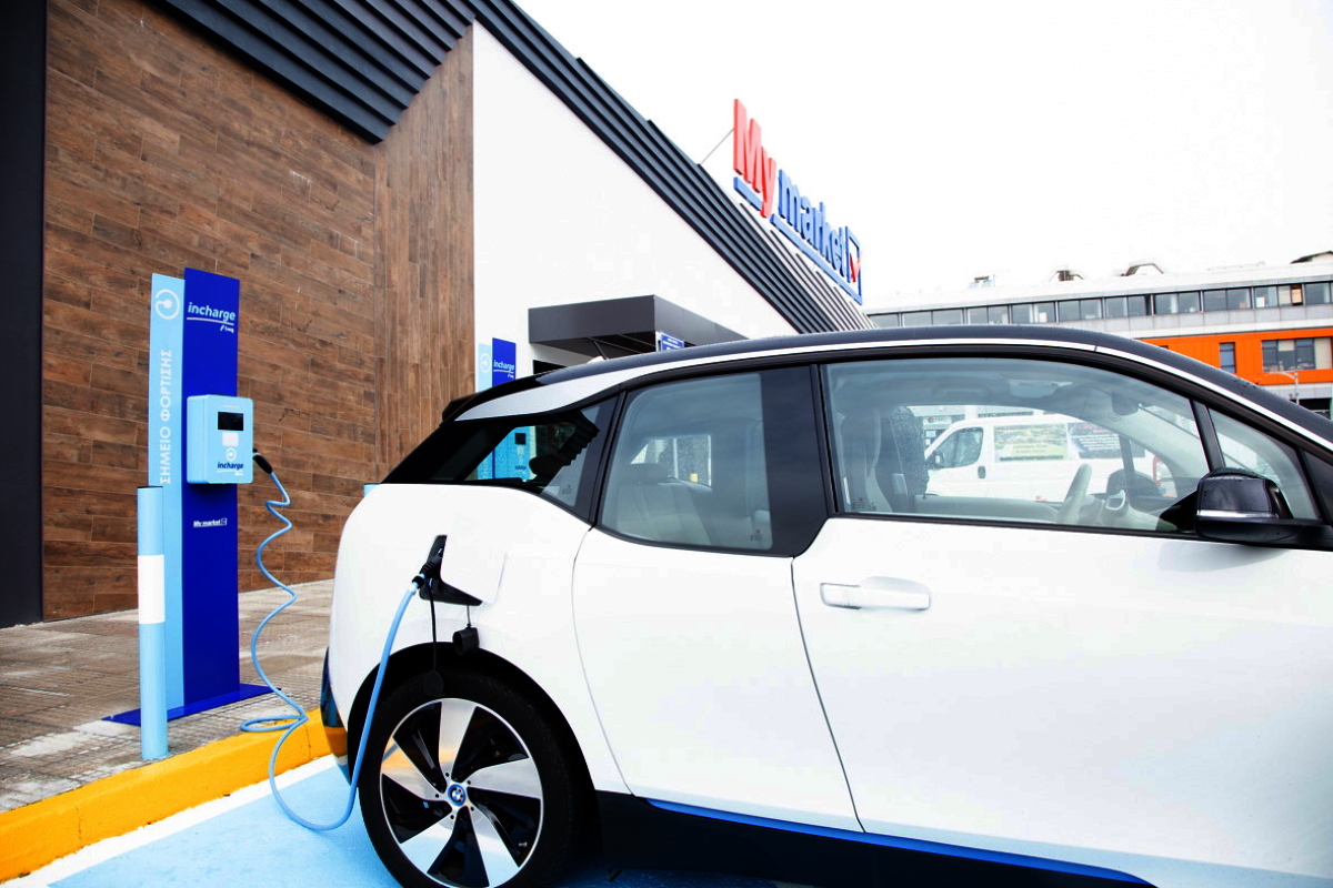 Επιχειρηματική συμφωνία: Η Metro τοποθετεί φορτιστές αυτοκινήτων nrg – Επένδυση 2 εκατ. ευρώ