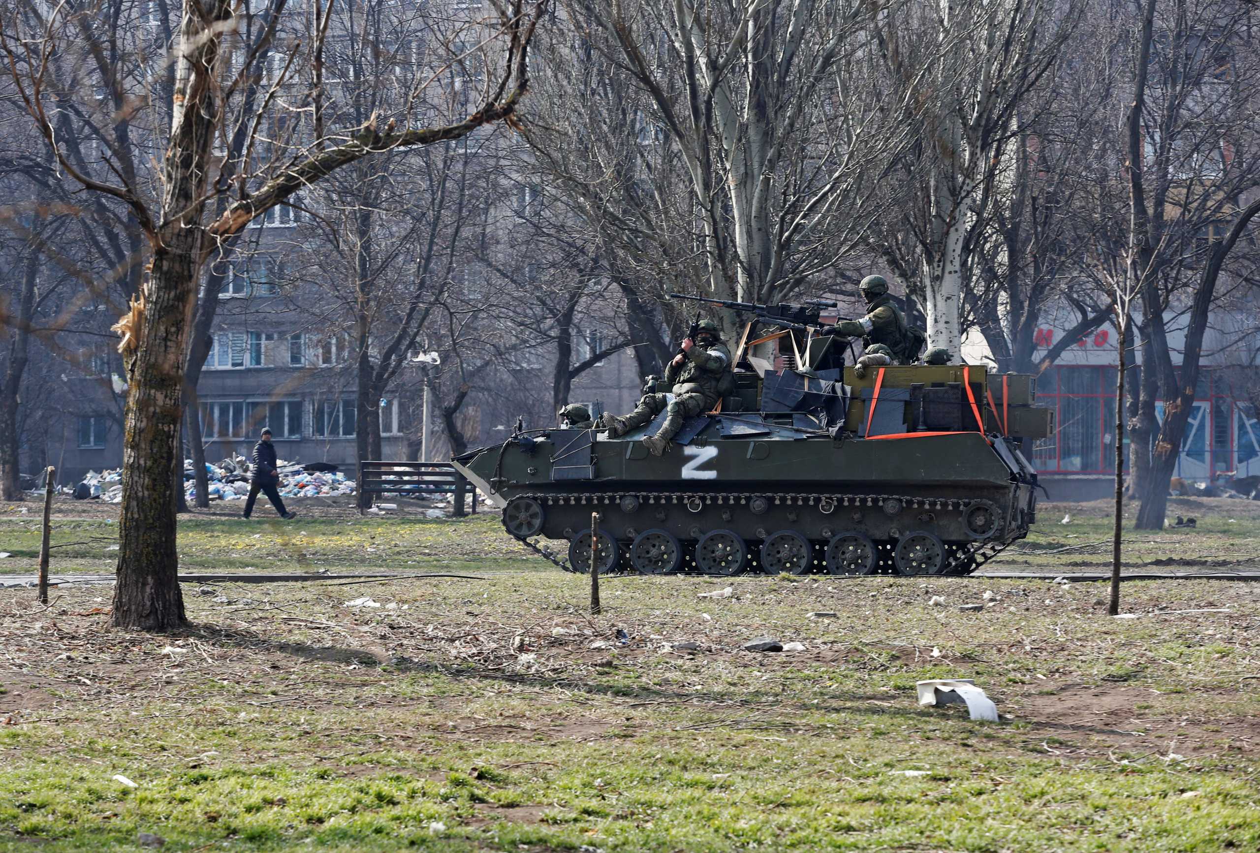 Πόλεμος στην Ουκρανία: «Η Λιμάν είναι στα χέρια μας» λένε οι Ρώσοι – Αναφορές για 10.000 στρατιώτες στο Λουγκάνσκ
