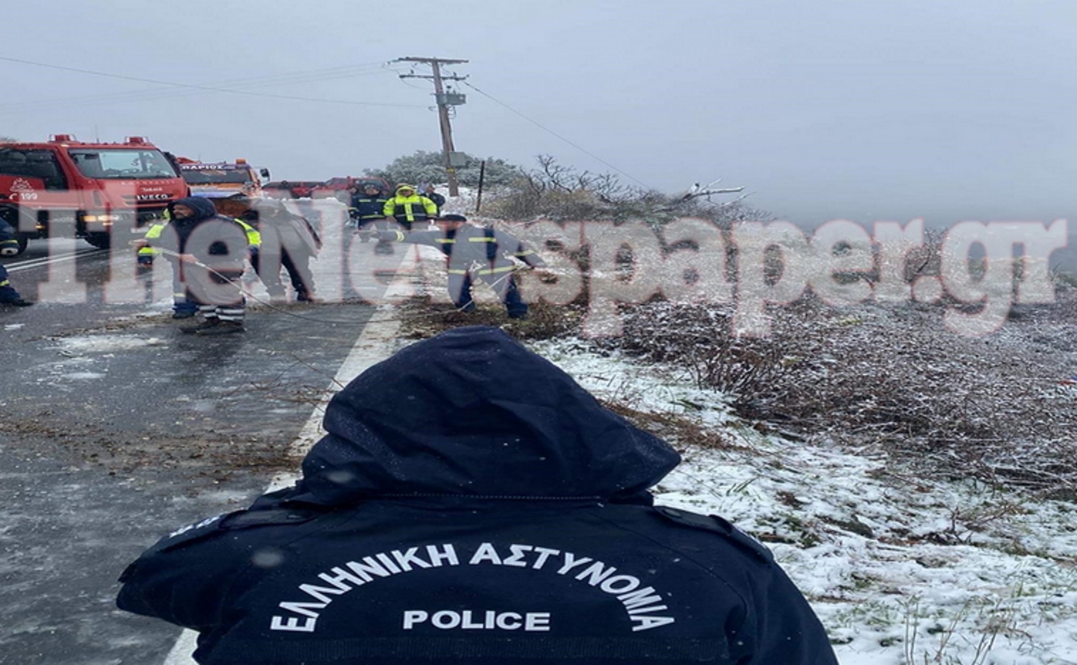 Πήλιο: Θρίλερ με περιπολικό που έπεσε σε γκρεμό – Εικόνες από την δραματική επιχείρηση στην Πορταριά