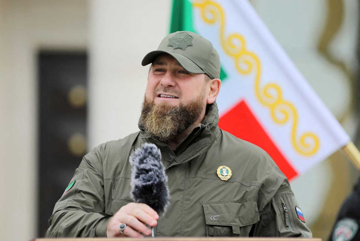 Ο Καντίροφ λέει ότι θα στείλει τα ανήλικα παιδιά του στον πόλεμο της Ουκρανίας