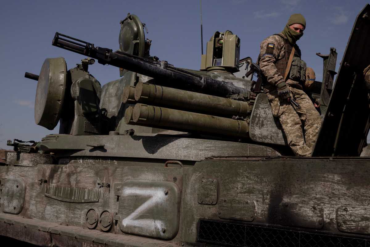 Κρεμλίνο: «Ο πόλεμος θα τελειώσει σε μια ημέρα αν η Ουκρανία συνθηκολογήσει»