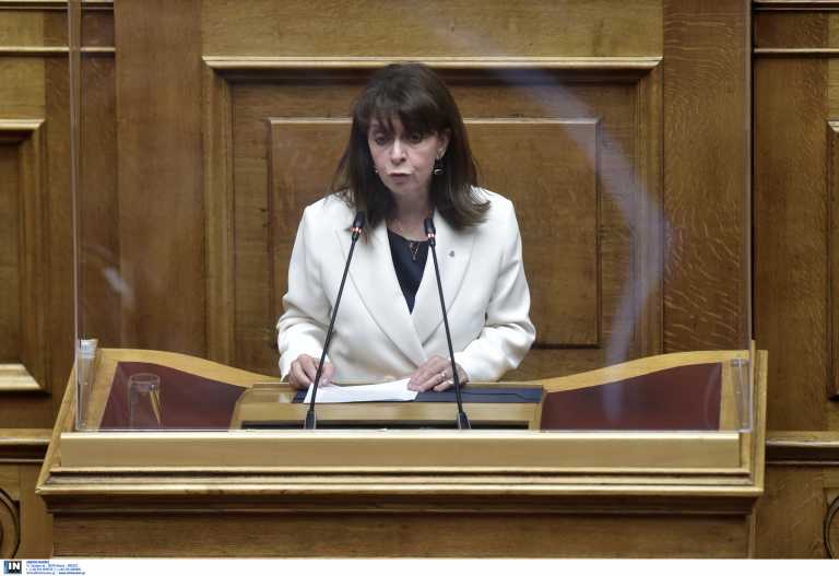 Σακελλαροπούλου και Μητσοτάκης μίλησαν στην Βουλή για την Ημέρα της Γυναίκας