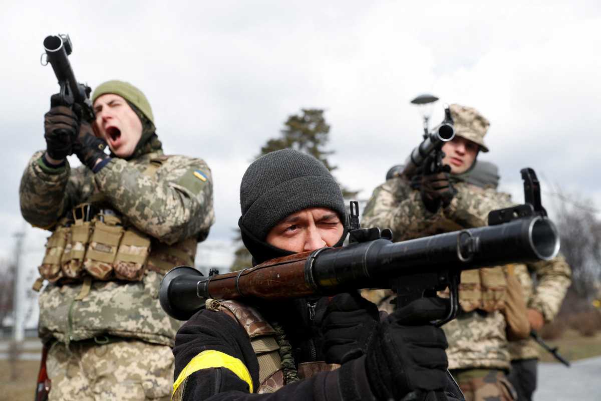 New members of the Territorial Defence Forces train to operate RPG-7 anti-tank launcher during military exercises amid Russia's invasion of Ukraine, in Kyiv, Ukraine March 9, 2022.  REUTERS
