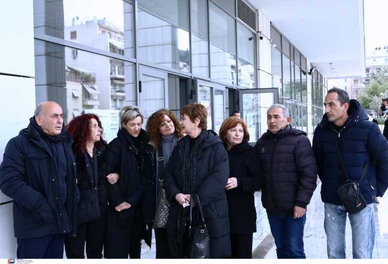 Ελένη Τοπαλούδη: Νέα διακοπή στη δίκη αφού παραιτήθηκε ο συνήγορος του Αλβανού - Τρεις δικηγόροι δε δέχτηκαν να αναλάβουν
