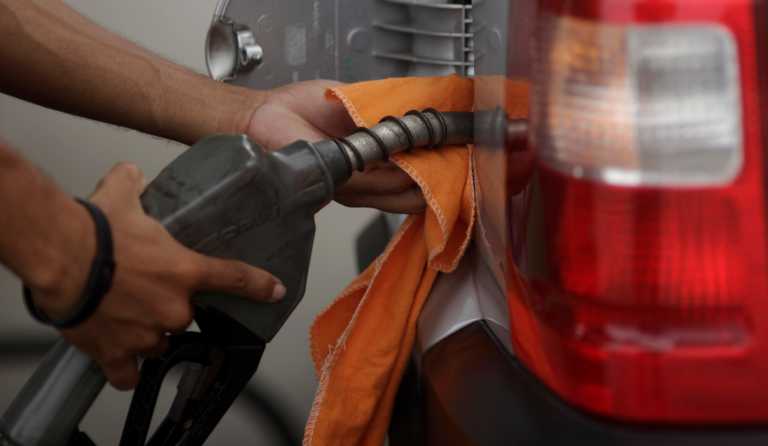 Πληθωρισμός πάνω από 10% - Νέο άλμα στις λιανικές τιμές βενζίνης και diesel, «φωτιά και λάβρα» στις Κυκλάδες