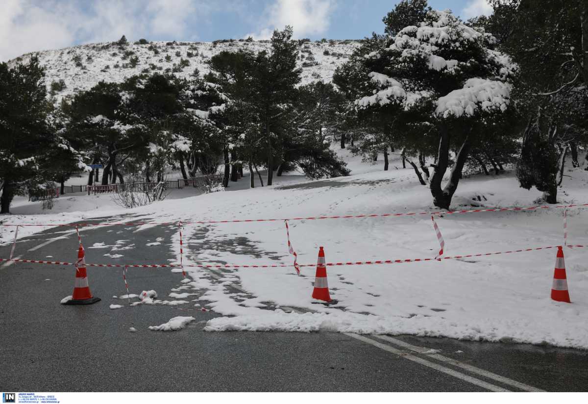 Καιρός – Αττική: Που χιονίζει – Ποιοι δρόμοι είναι κλειστοί