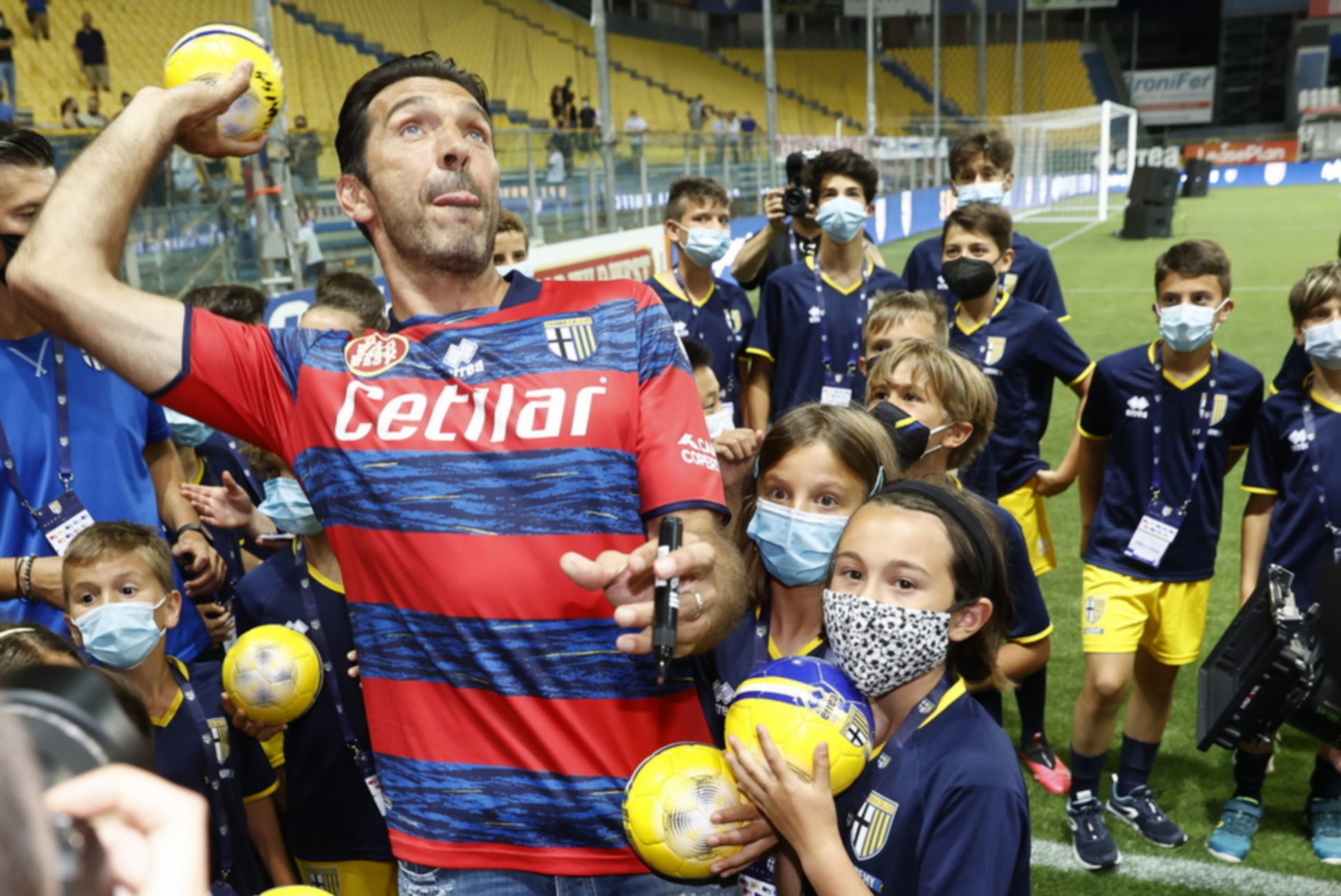 epa09294299 Goalkeeper Gianluigi Buffon during his presentation to the supporters of Parma Calcio at Ennio Tardini stadium in Parma, Italy, 22 June 2021.  EPA