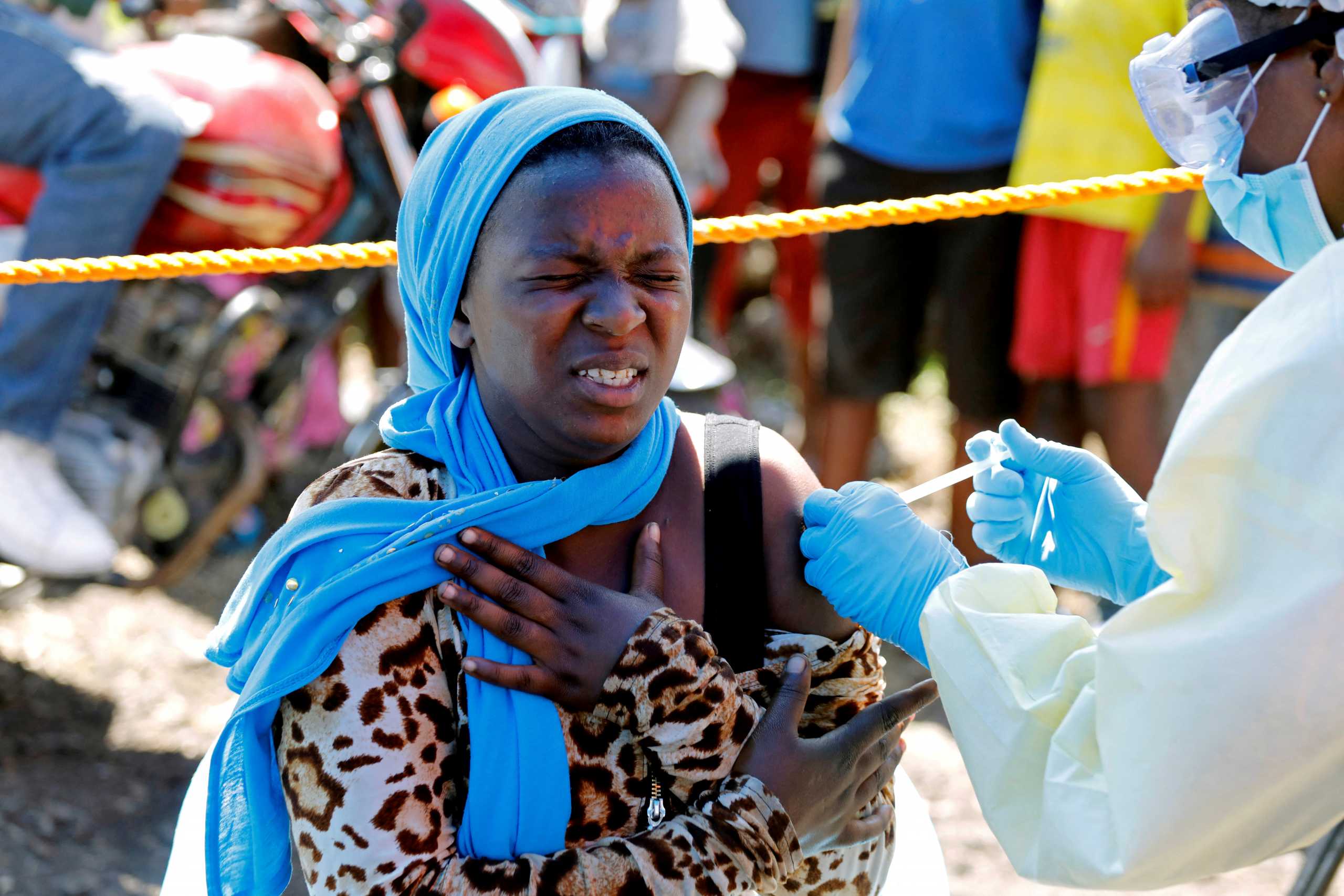 Επανεμφάνιση του ιού Έμπολα στη ΛΔ Κονγκό: Το θανατηφόρο κρούσμα είχε τουλάχιστον 74 επαφές