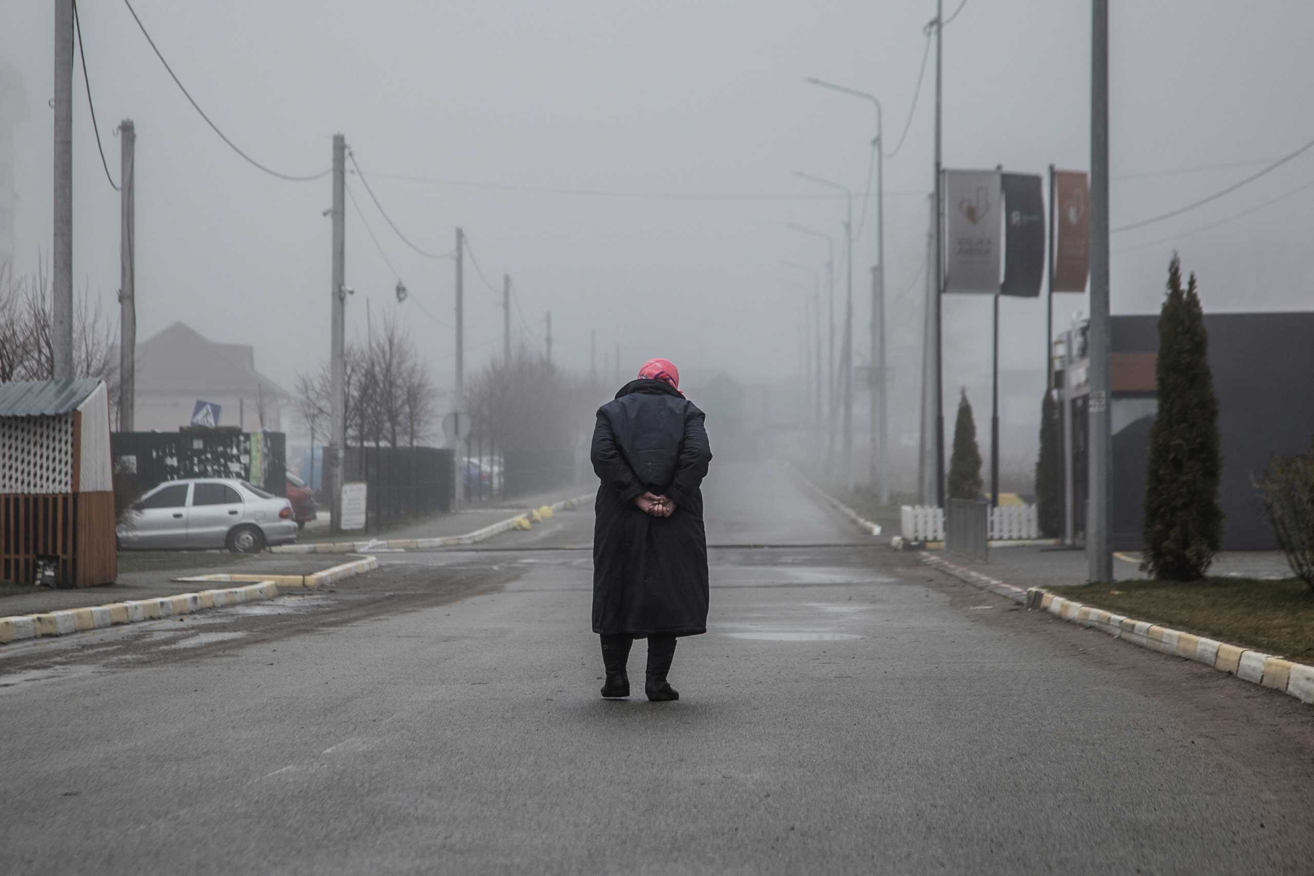 Πόλεμος στην Ουκρανία: Ηλικιωμένη έκλεψε πυρομαχικά από ρώσους στρατιώτες ενώ κοιμόντουσαν