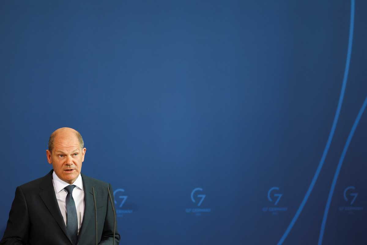German Chancellor Olaf Scholz makes a statement after talks with European leaders and U.S. President Joe Biden, in Berlin, Germany, April 19, 2022. REUTERS
