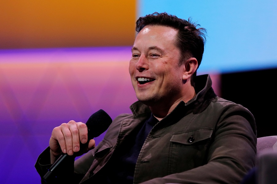 FILE PHOTO: Tesla CEO Elon Musk speaks during a conversation with game designer Todd Howard (not pictured) at the E3 gaming convention in Los Angeles, California, U.S., June 13, 2019.  REUTERS