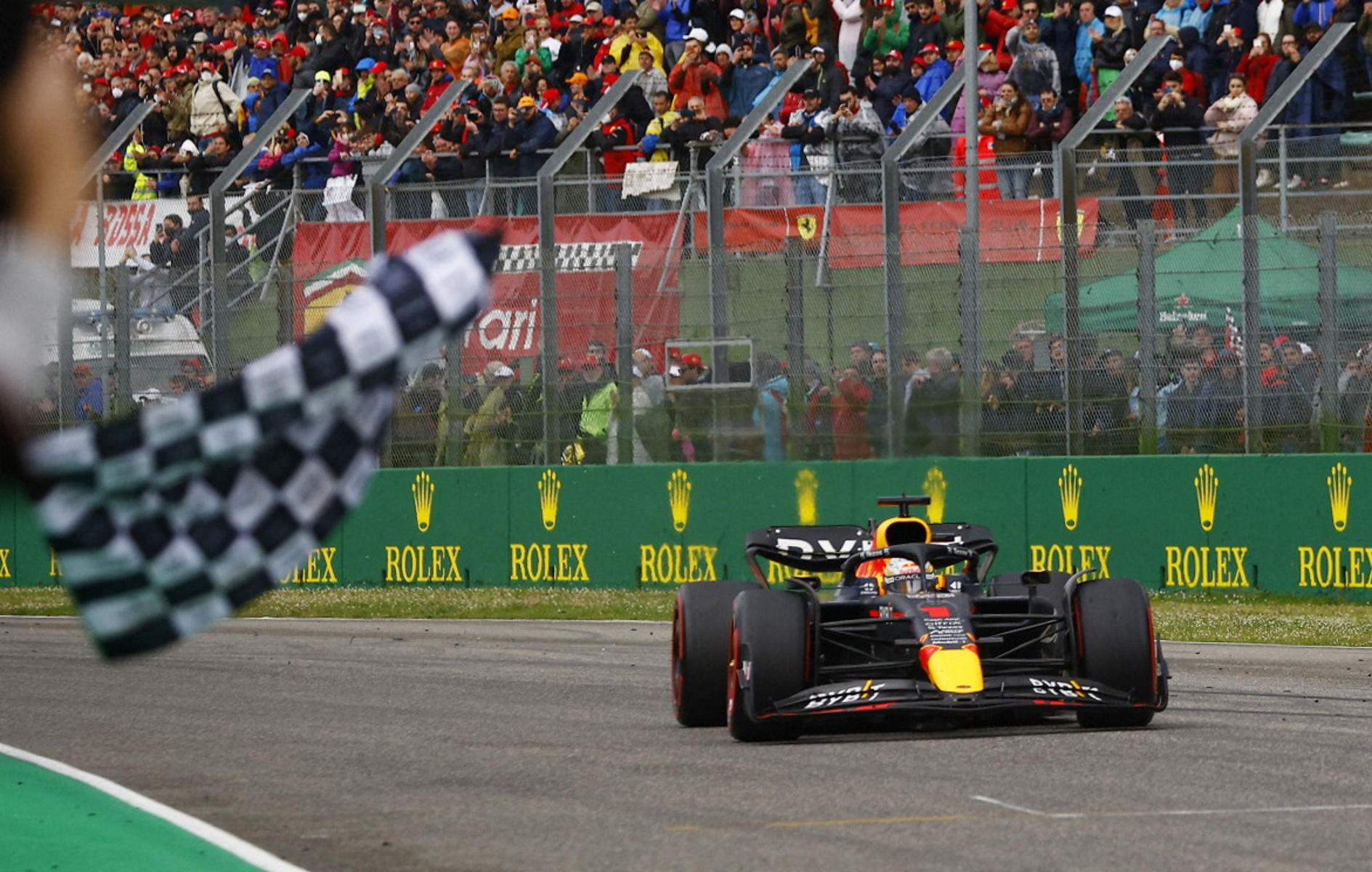 Formula 1: Πρωτιά για Μαξ Φερστάπεν και Red Bull στην Ίμολα – Καταστροφή για Λεκλέρκ και Ferrari