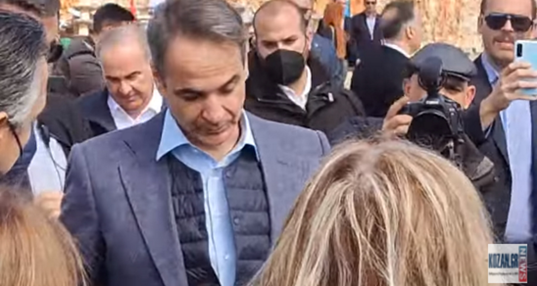 Κοζάνη: Ο Κυριάκος Μητσοτάκης συναντήθηκε με τη Βασιλική που δίνει μάχη με τη «νωτιαία μυϊκή ατροφία»