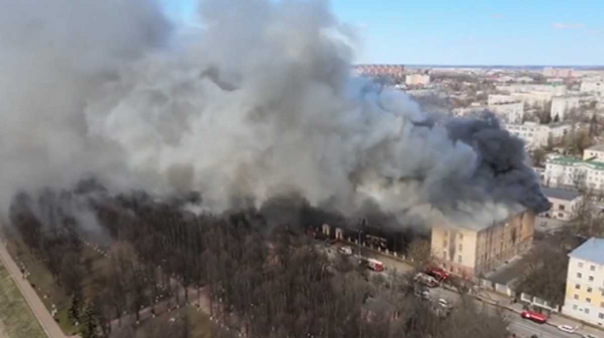Ρωσία: Μεγάλη φωτιά σε κτίριο των ενόπλων δυνάμεων