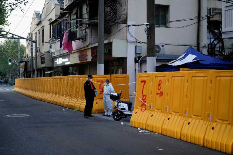 Σανγκάη: Καθημερινά δώρα για λίγους από εταιρίες ειδών πολυτελείας κατά το lockdown