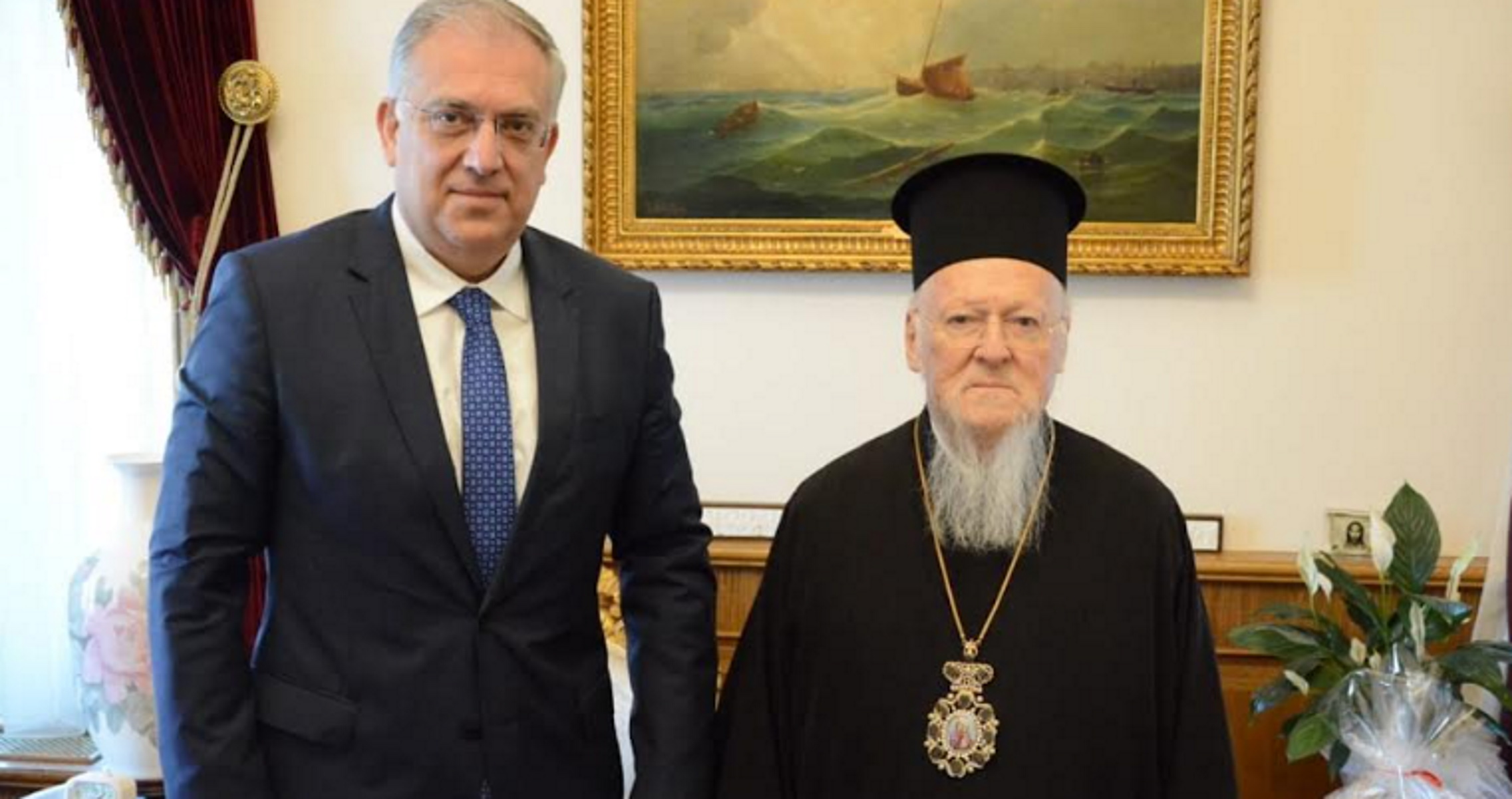 Τάκης Θεοδωρικάκος με Πατριάρχη Βαρθολομαίο στο Φανάρι: Φωτεινός φάρος ορθοδοξίας – Ανοιχτή πληγή η ρωσική εισβολή