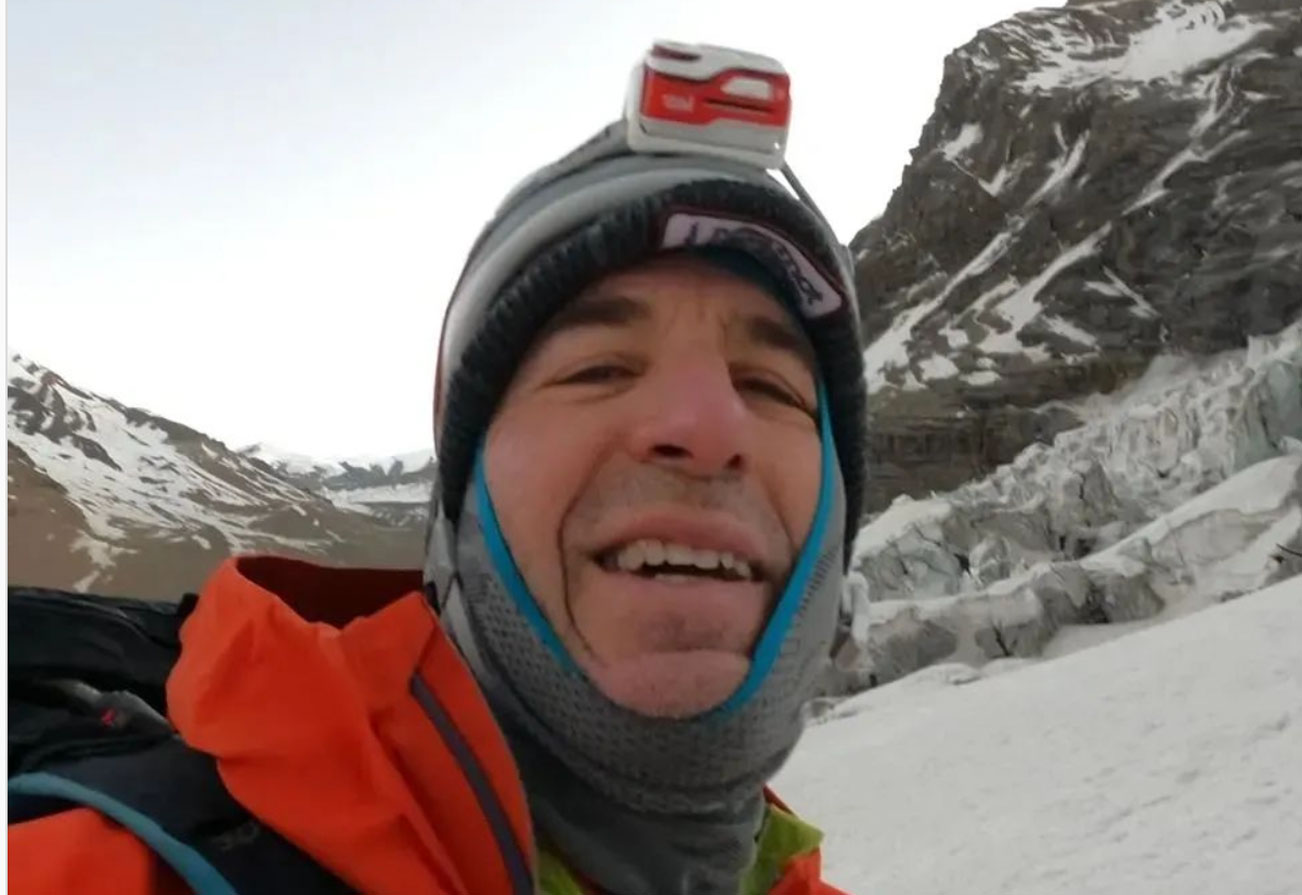 Πέθανε ο κορυφαίος Έλληνας ορειβάτης Αντώνης Συκάρης – Είχε ανέβει στα Ιμαλάια