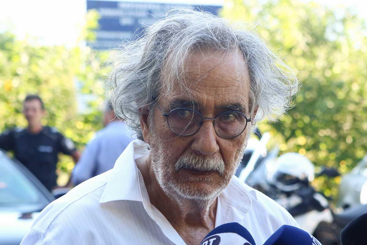 Κώστας Αρζόγλου: Ήμουν ολόγυμνος στη σκηνή, λιποθύμησε ένας θεατής και άναψαν τα φώτα