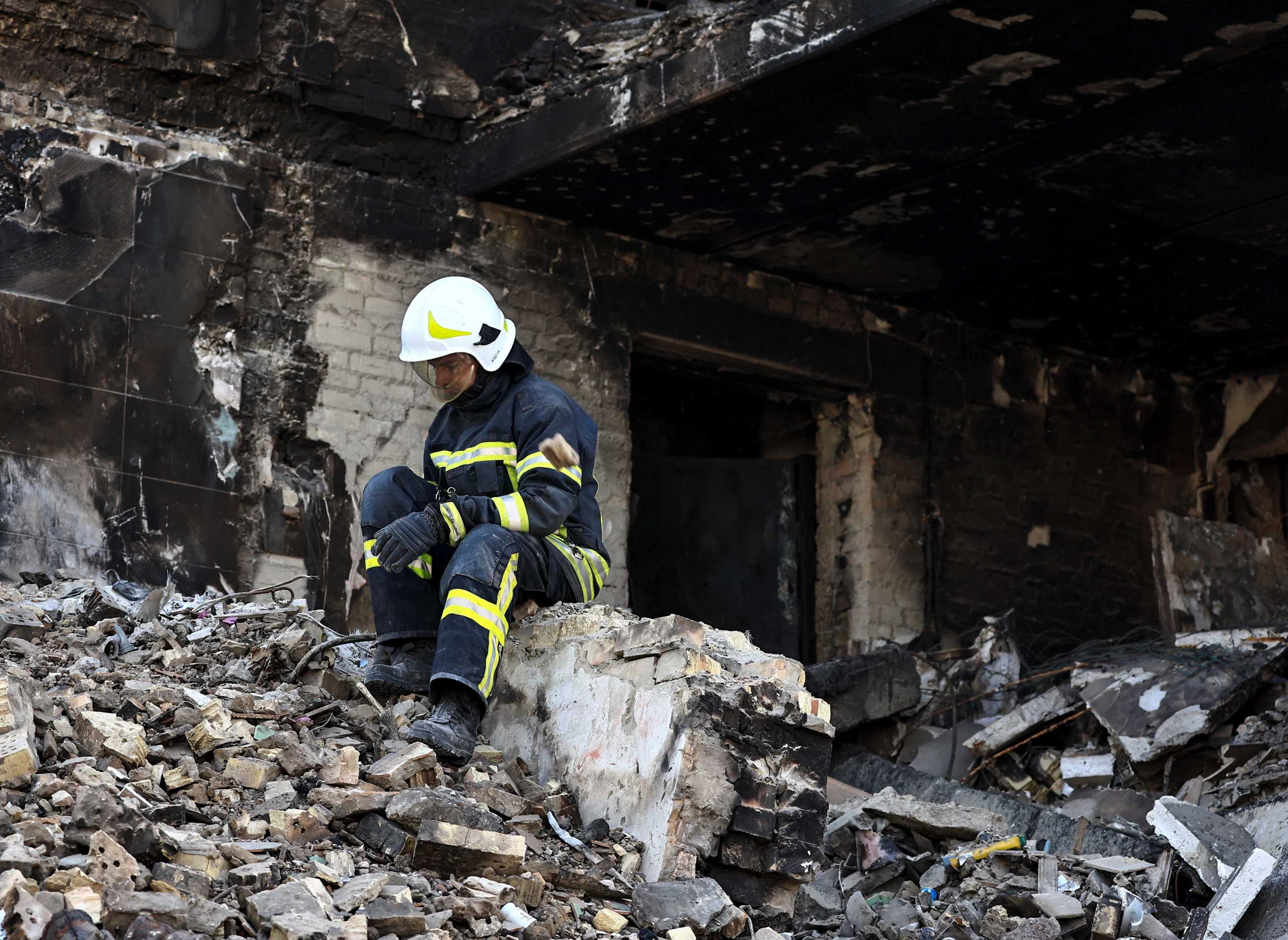 Πόλεμος στην Ουκρανία: 26 σοροί βρέθηκαν στα ερείπια κτιρίων στη Μποροντιάνκα