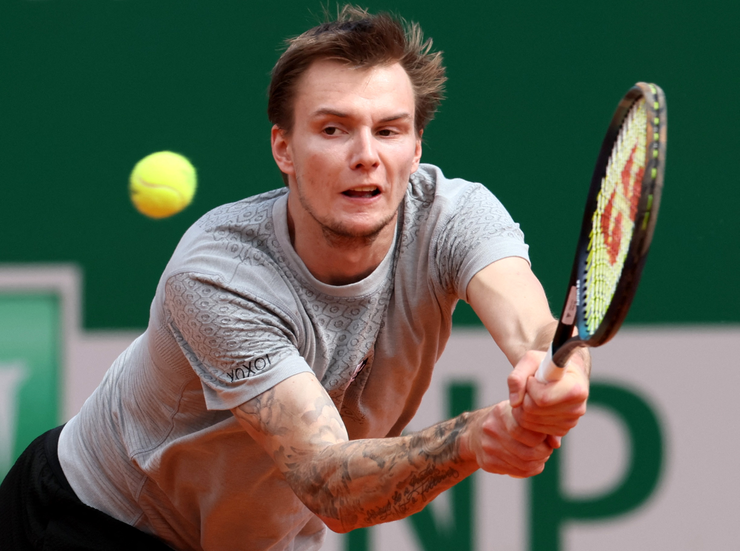 Tennis - ATP Masters 1000 - Monte Carlo Masters - Monte-Carlo Country Club, Roquebrune-Cap-Martin, France - April 11, 2022 Kazakhstan's Alexander Bublik in action during his first round match against Switzerland's Stan Wawrinka REUTERS