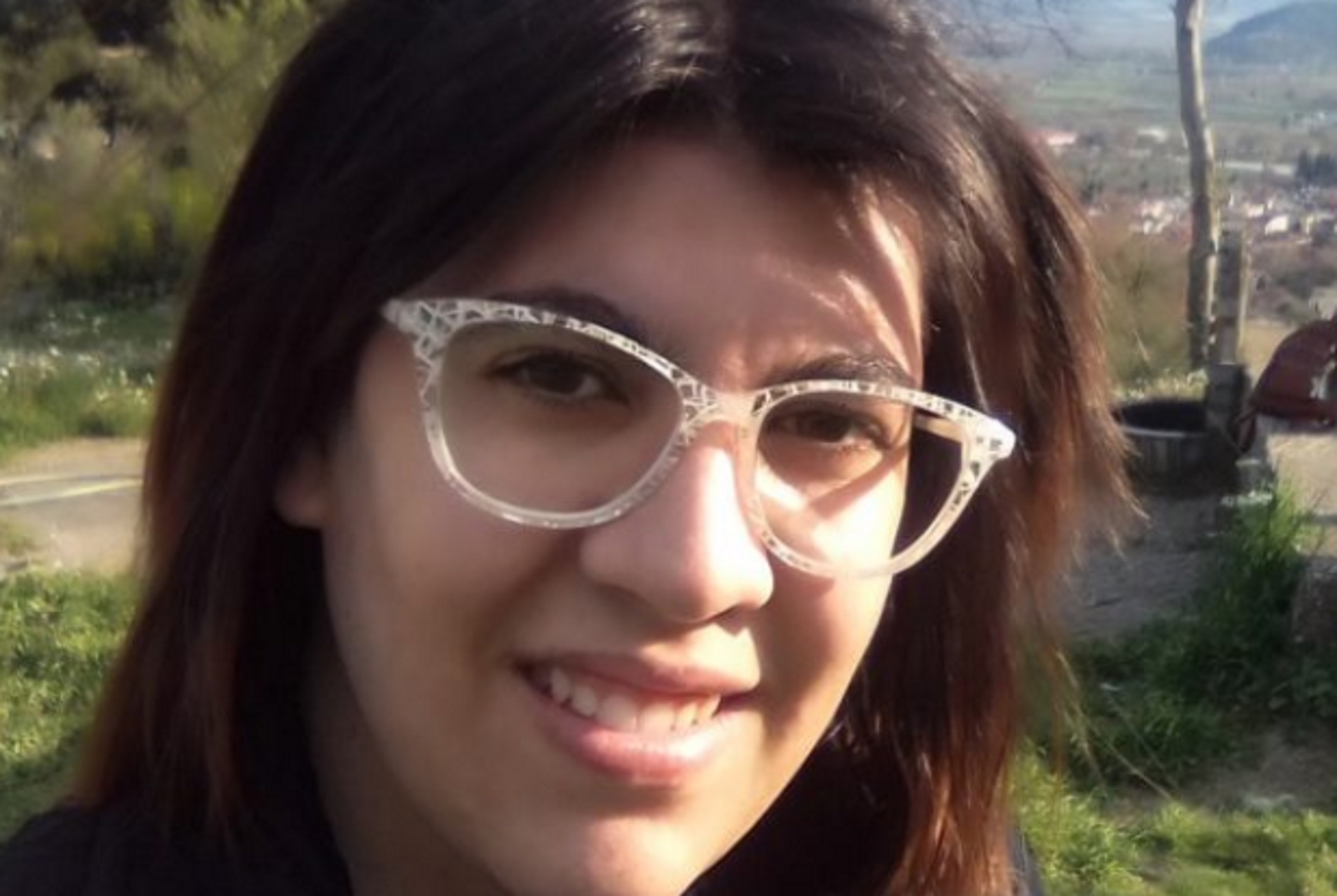 Λάρισα: Θρίλερ με τον θάνατο της 27χρονης Κωνσταντίνας – Έπεσε νεκρή μέσα στο σπίτι που ζούσε