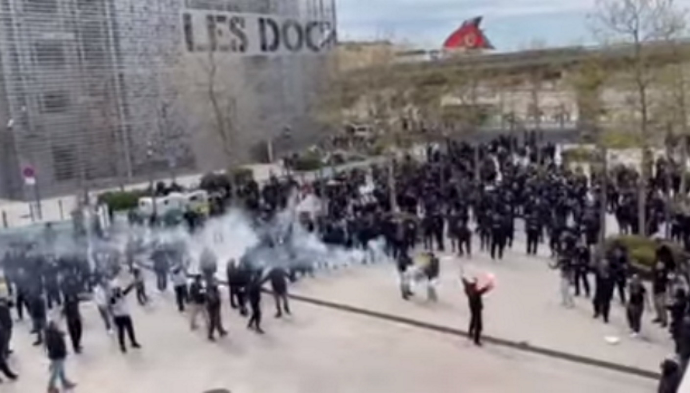 Μαρσέιγ – ΠΑΟΚ: Το πάρτι των οπαδών του Δικεφάλου στους δρόμους της Μασσαλίας