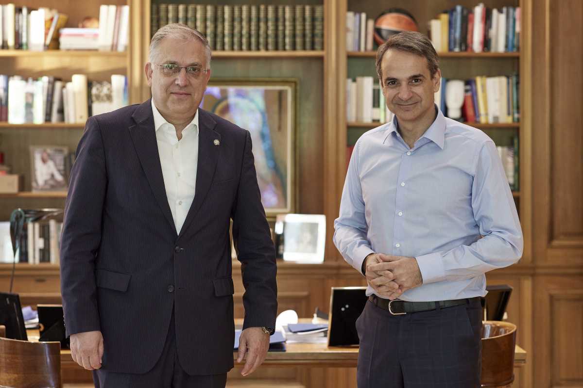 (Dimitris Papamitsos