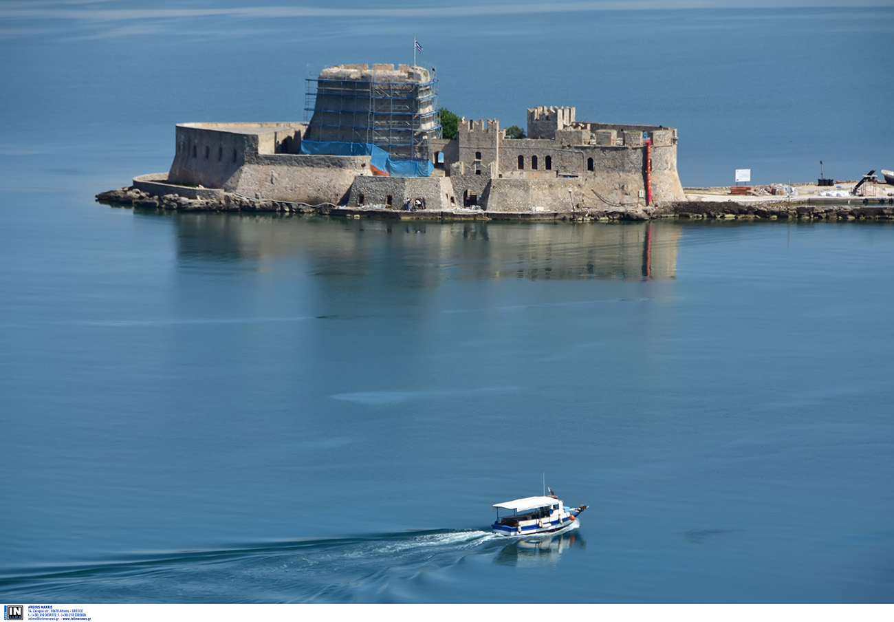 Το περιτοιχισμένο νησί της Ελλάδας με την λαιμητόμο και τους δήμιους