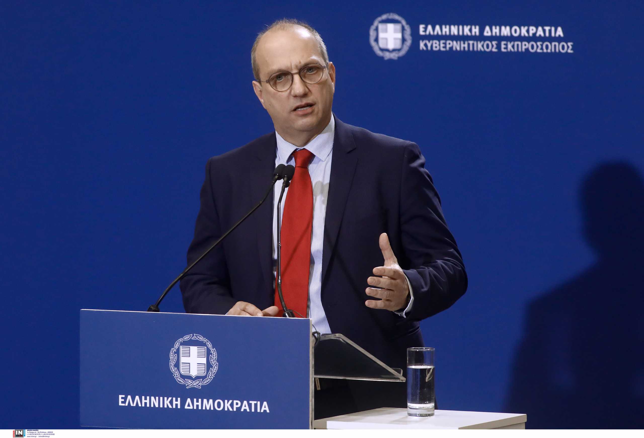 Οικονόμου για Τσίπρα: Ενώ ονειρεύεται στη γυάλα του εκλογές, η κυβέρνηση λύνει προβλήματα στο δύσκολο παγκόσμιο περιβάλλον