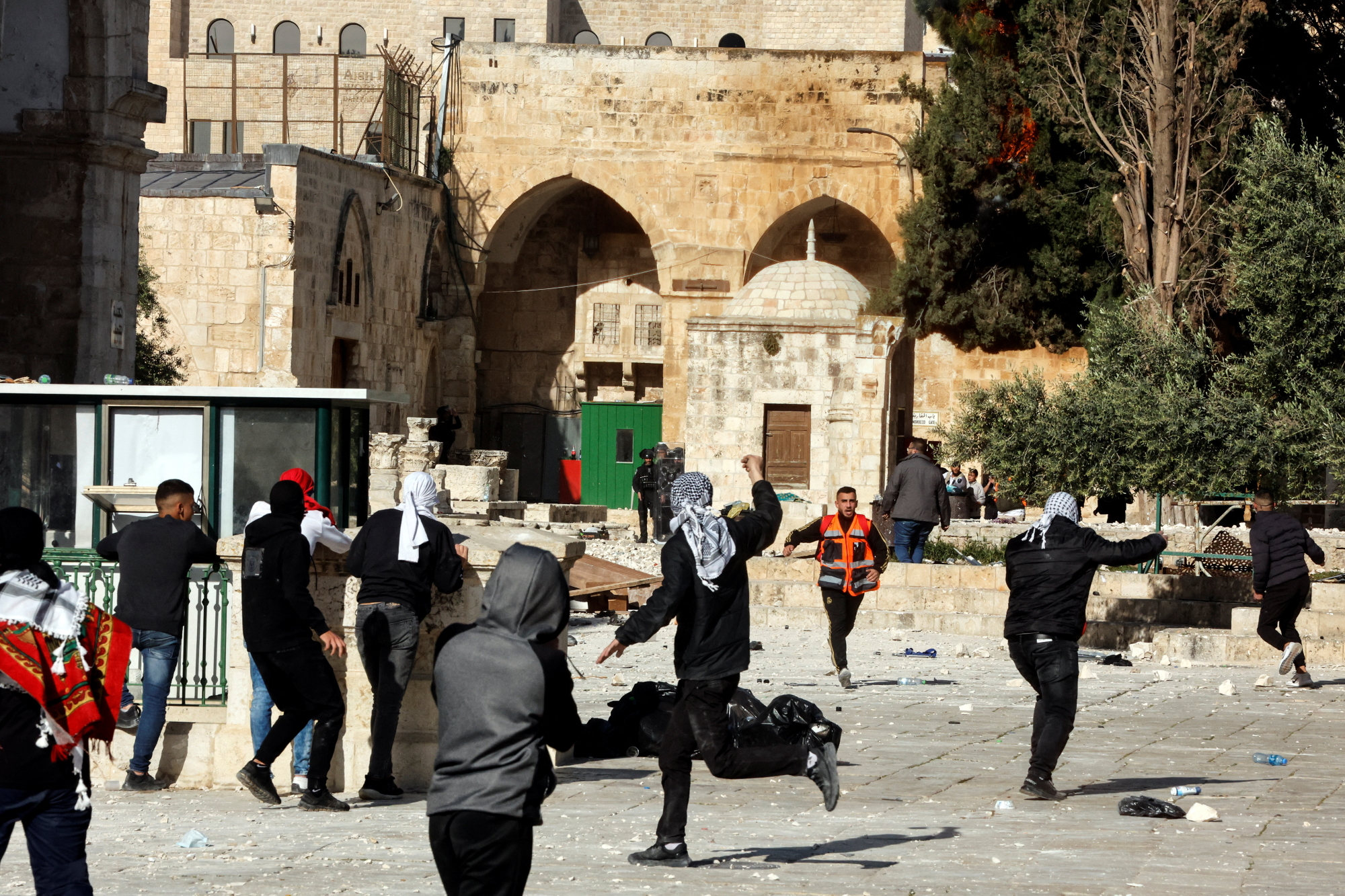 Ιερουσαλήμ: Δεκάδες τραυματίες από τα επεισόδια στην πλατεία Τεμενών