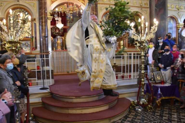 Χίος: Έκανε την πρώτη Ανάσταση ο «ιπτάμενος» ιερέας