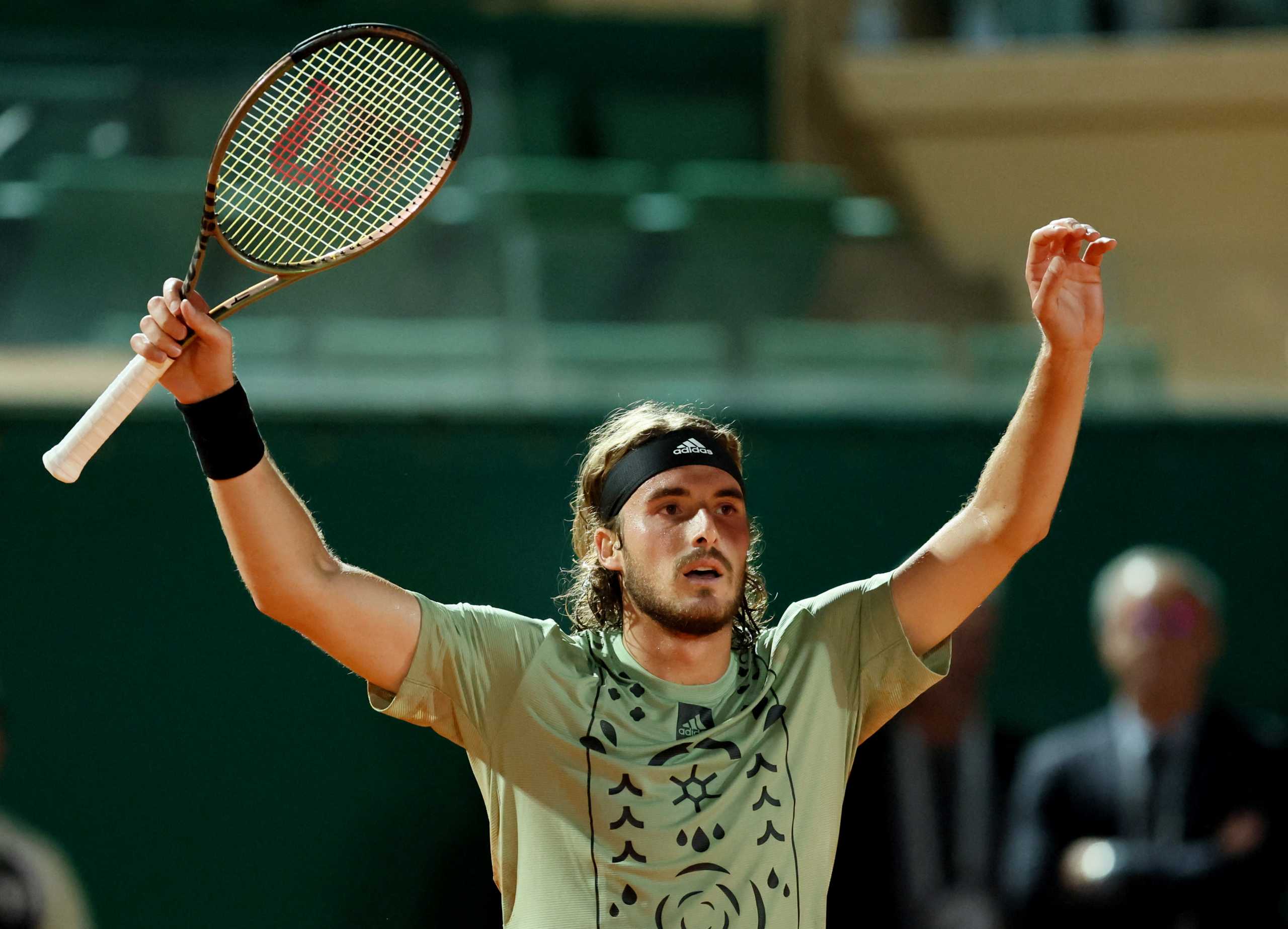 Tennis - ATP Masters 1000 - Monte Carlo Masters - Monte-Carlo Country Club, Roquebrune-Cap-Martin, France - April 15, 2022 Greece's Stefanos Tsitsipas celebrates after winning his quarter final match against Argentina's Diego Schwartzman REUTERS