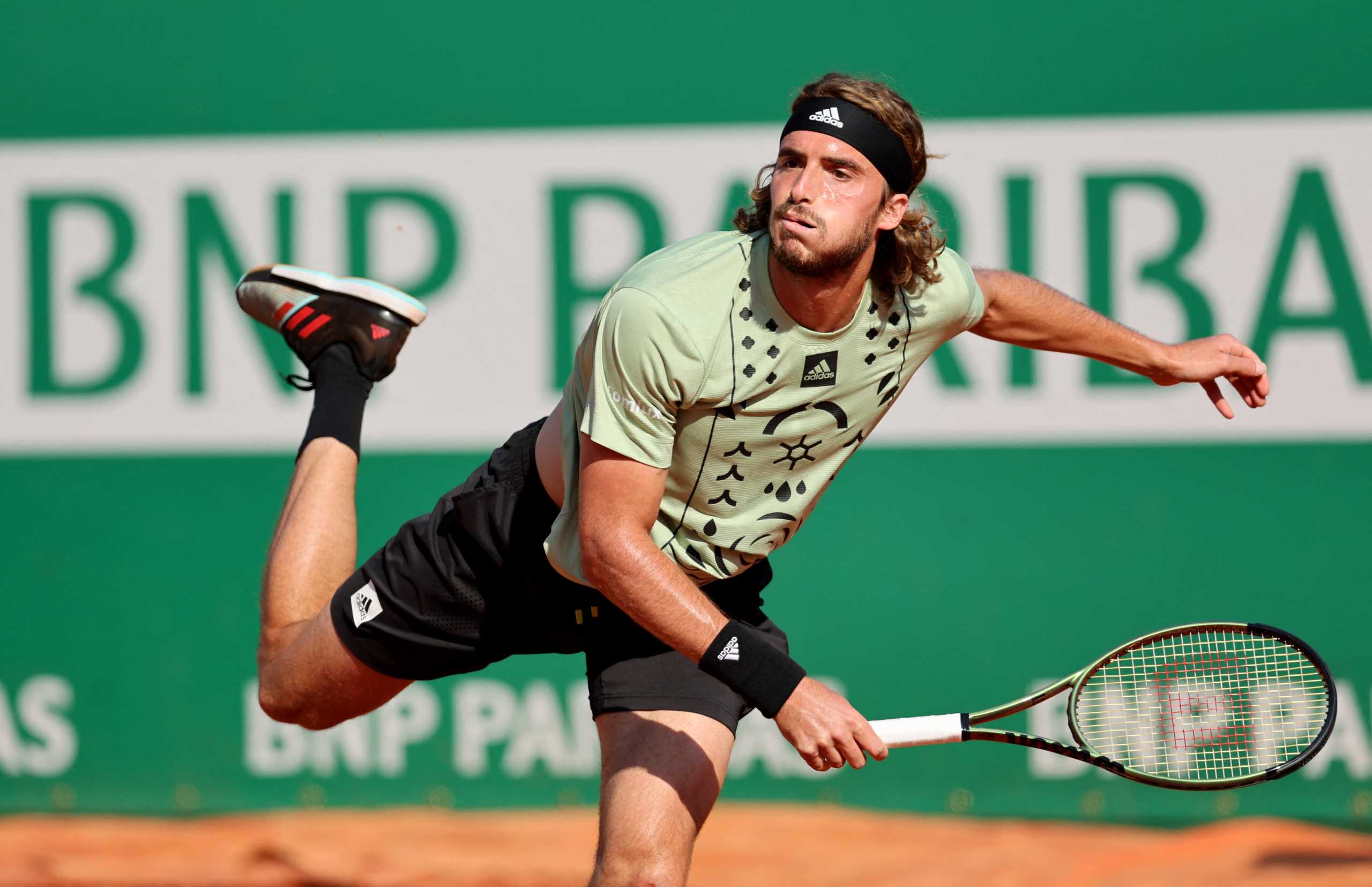 Tennis - ATP Masters 1000 - Monte Carlo Masters - Monte-Carlo Country Club, Roquebrune-Cap-Martin, France - April 16, 2022  Greece's Stefanos Tsitsipas in action during his semi final match against Germany's Alexander Zverev REUTERS