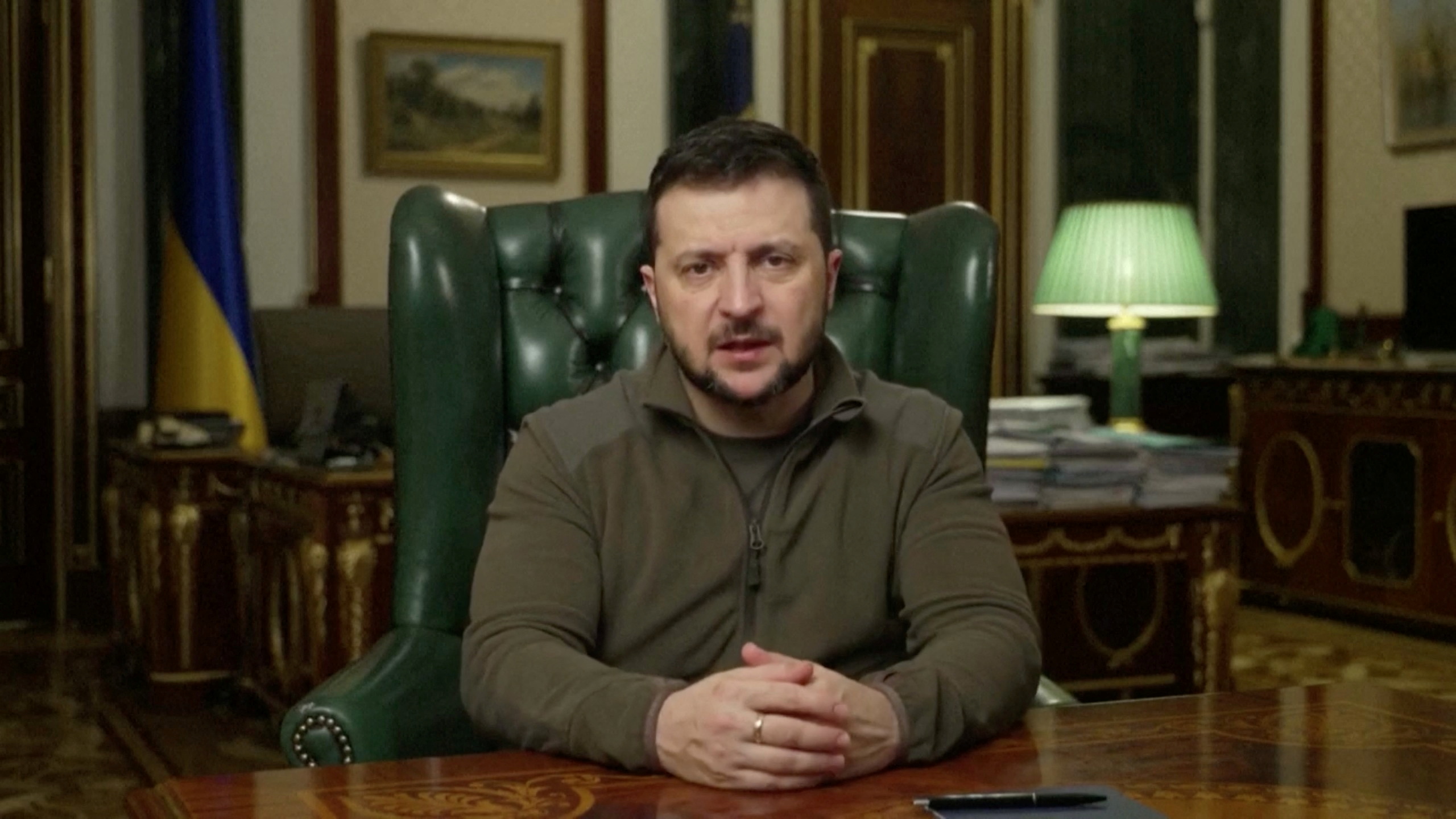 Ζελένσκι: Η Ουκρανία δεν έχει τα όπλα που απαιτούνται για να απελευθερώσει τη Μαριούπολη