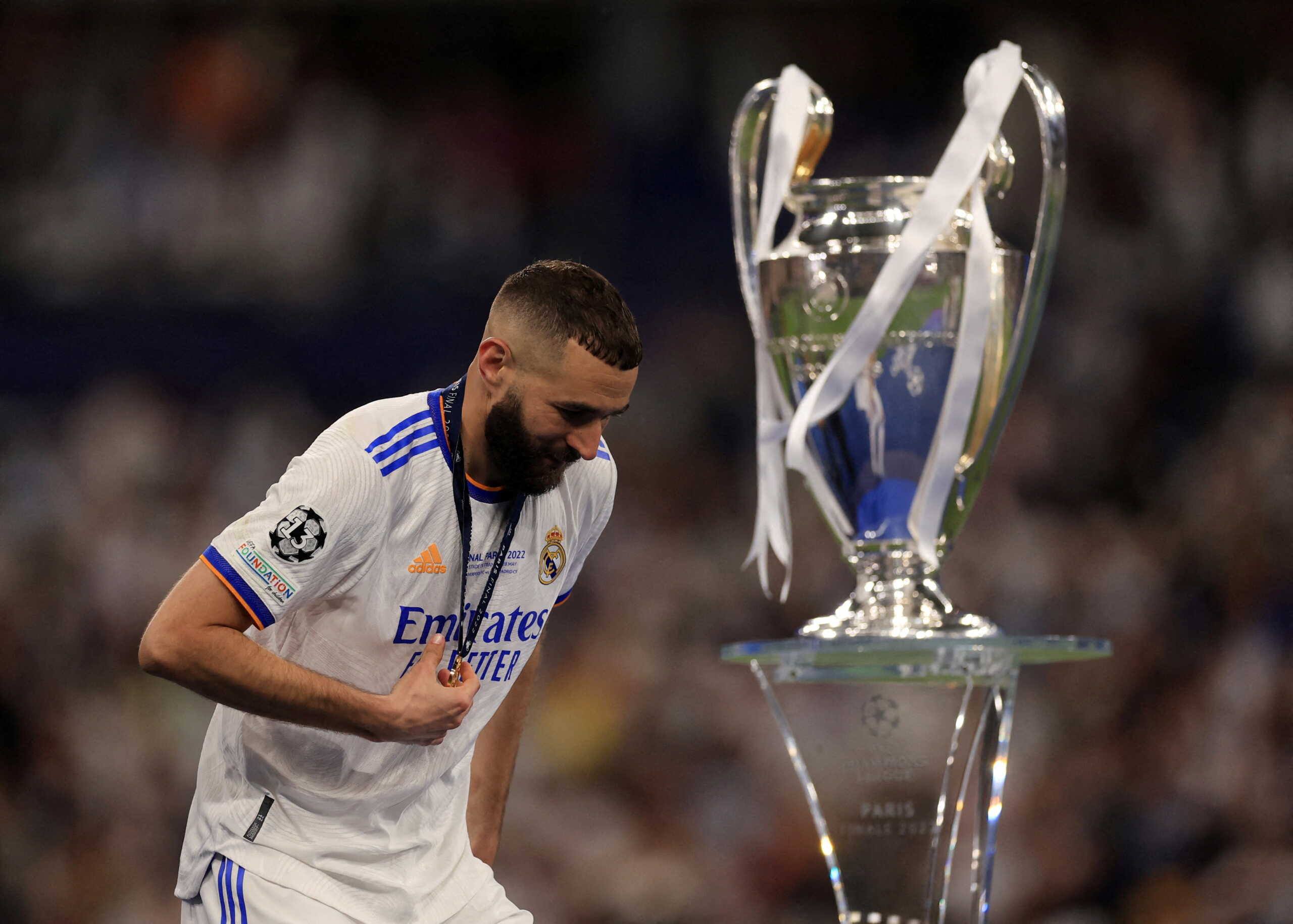 https://www.newsit.gr/wp-content/uploads/2022/05/BENZEMA-1-scaled.jpg