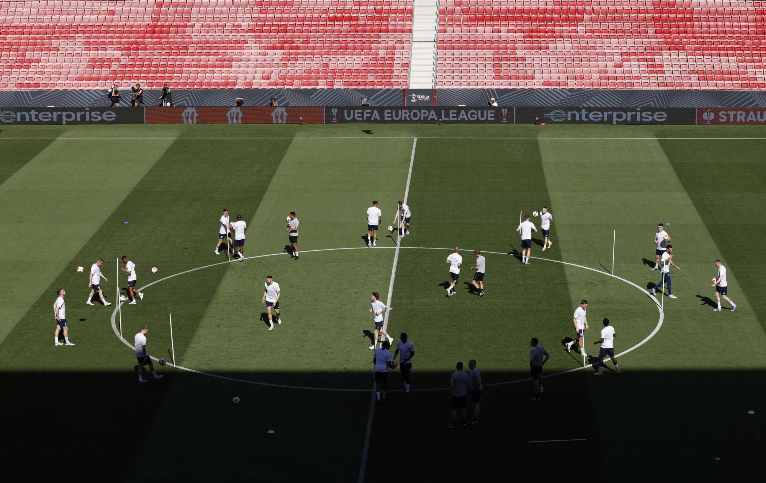 Soccer Football - Europa League - Final - Rangers Training - Ramon Sanchez Pizjuan, Seville, Spain - May 17, 2022  General view during training REUTERS