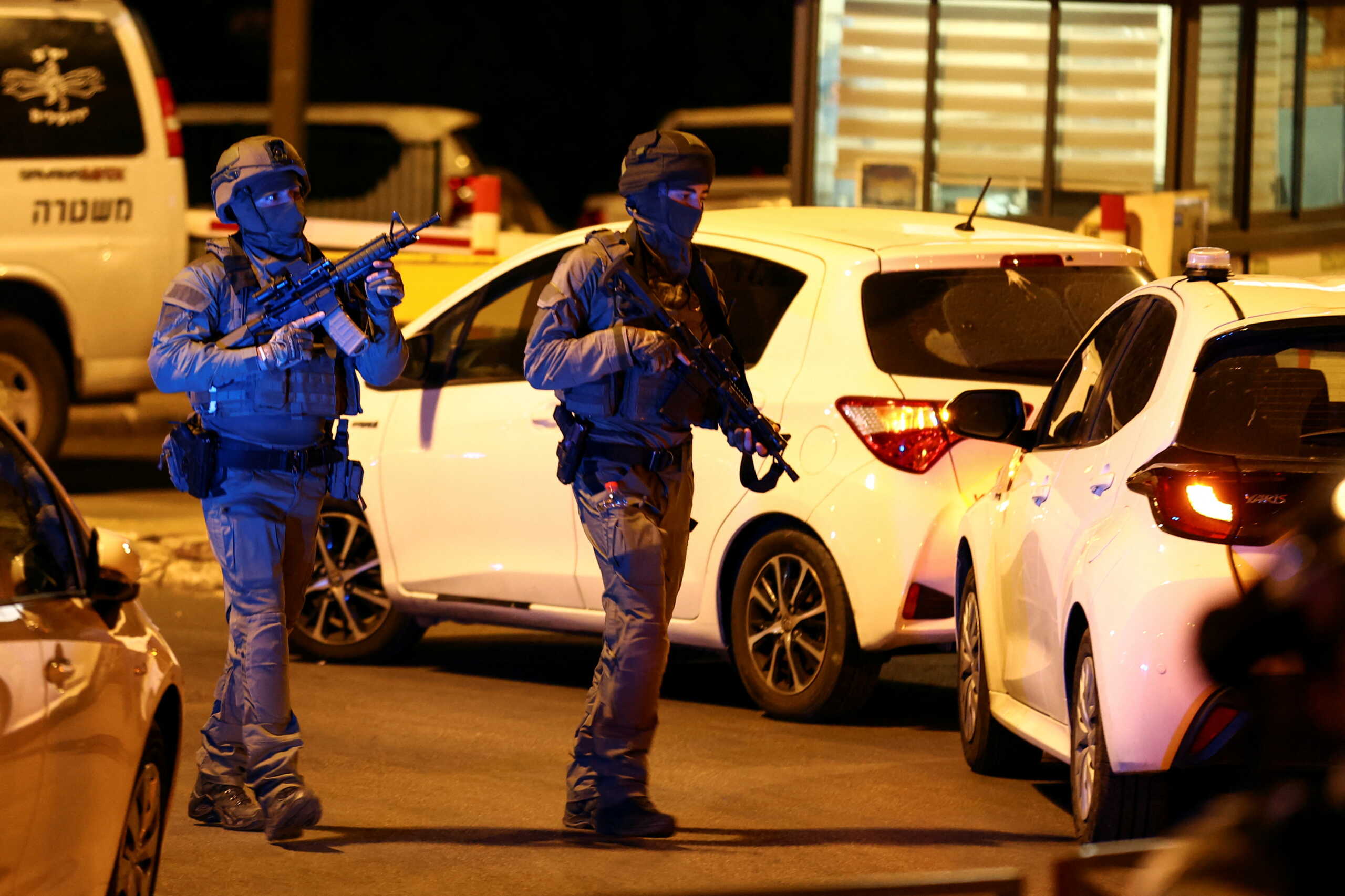 Israeli soldiers secure the area around Damascus gate to Jerusalem's Old city, following an incident by the gate, May 8, 2022. REUTERS