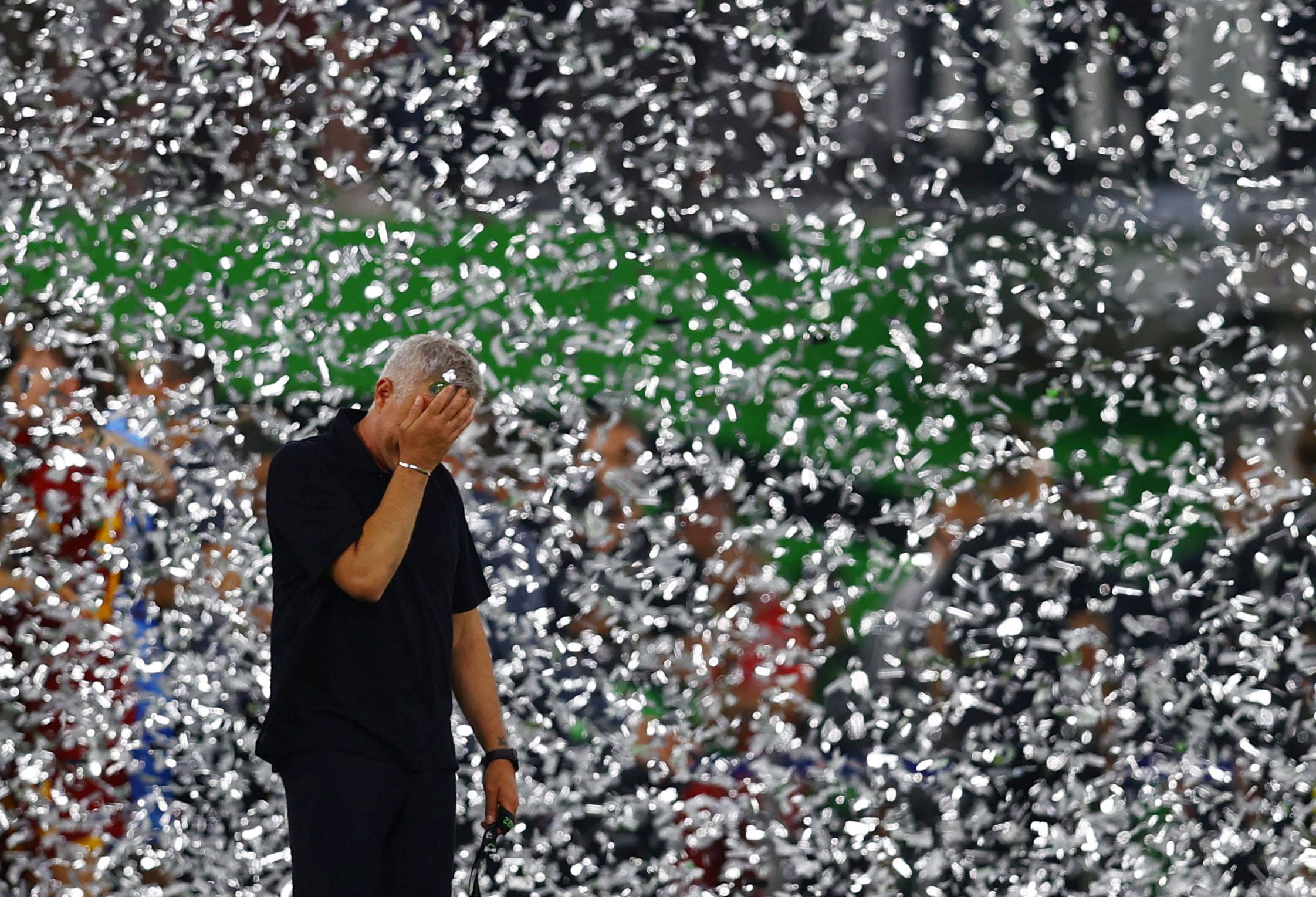 Soccer Football - Europa Conference League - Final - AS Roma v Feyenoord - Arena Kombetare, Tirana, Albania - May 25, 2022  AS Roma coach Jose Mourinho celebrates after winning the Europa Conference League Final REUTERS