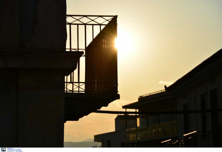 Chios: Suicide and scenes of ancient tragedy at home – She found her father hanging on the balcony