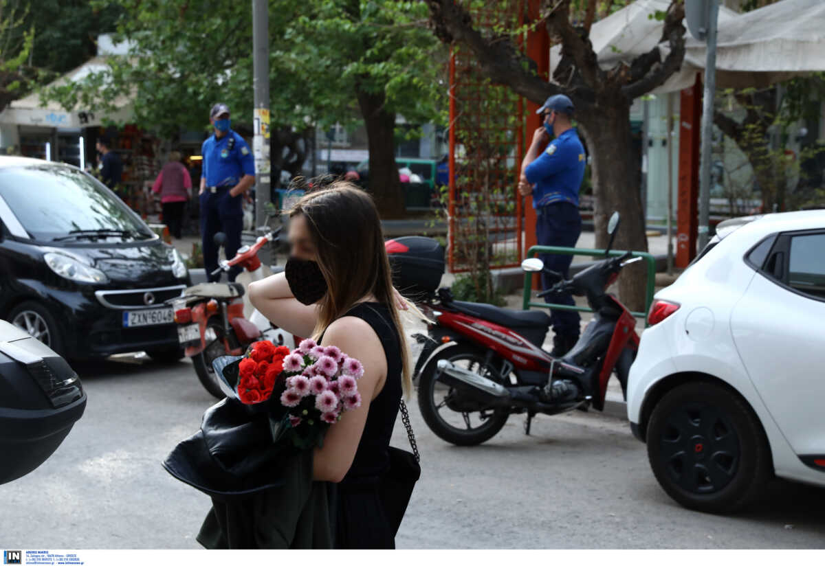 Πλεύρης για μάσκες: Θα παραμείνουν σε κάποιους χώρους, αύριο οι αποφάσεις της επιτροπής