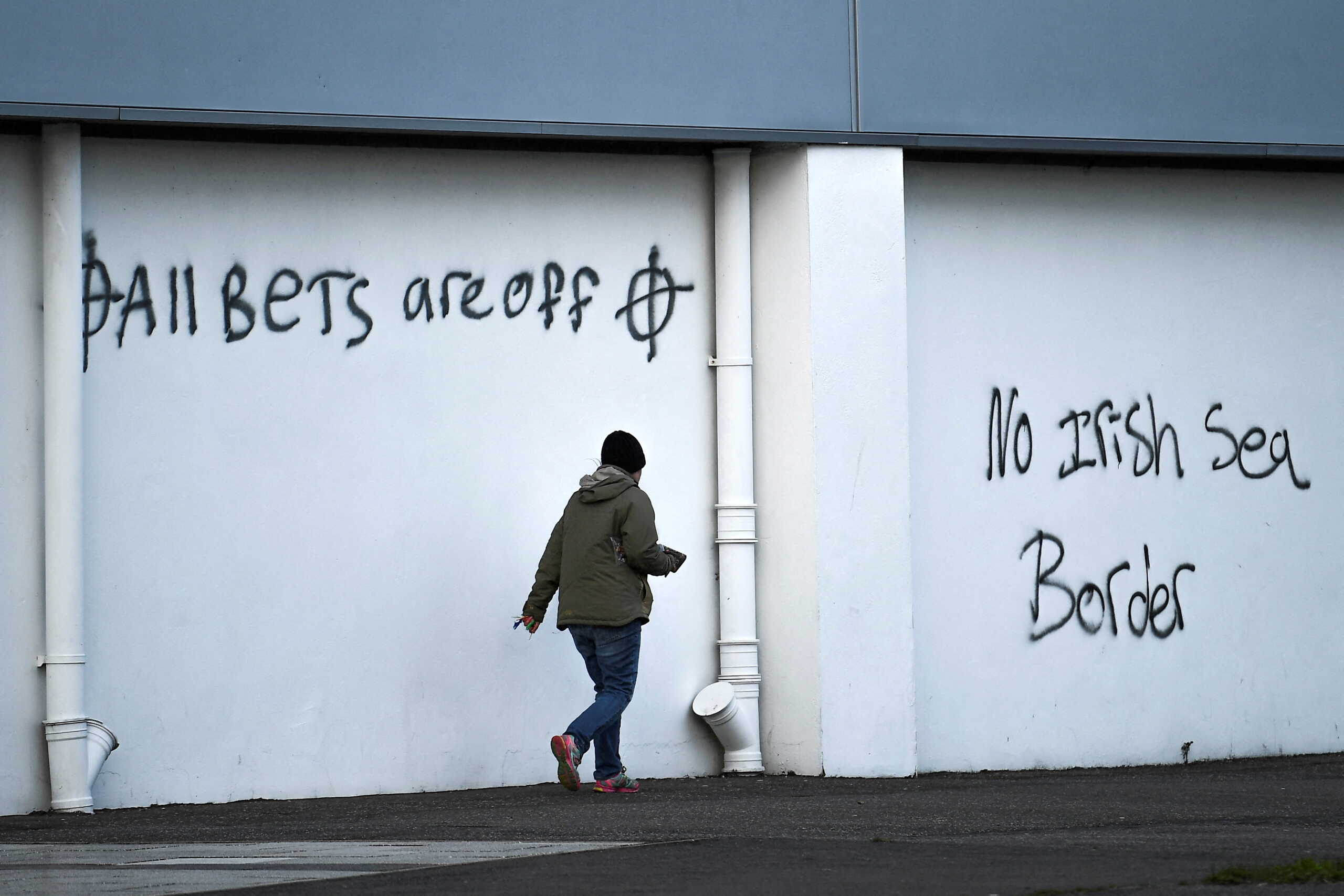 Η Βρετανία θα αναλάβει δράση για την Βόρεια Ιρλανδία αν δεν γίνουν πιο «ευέλικτες» οι Βρυξέλλες