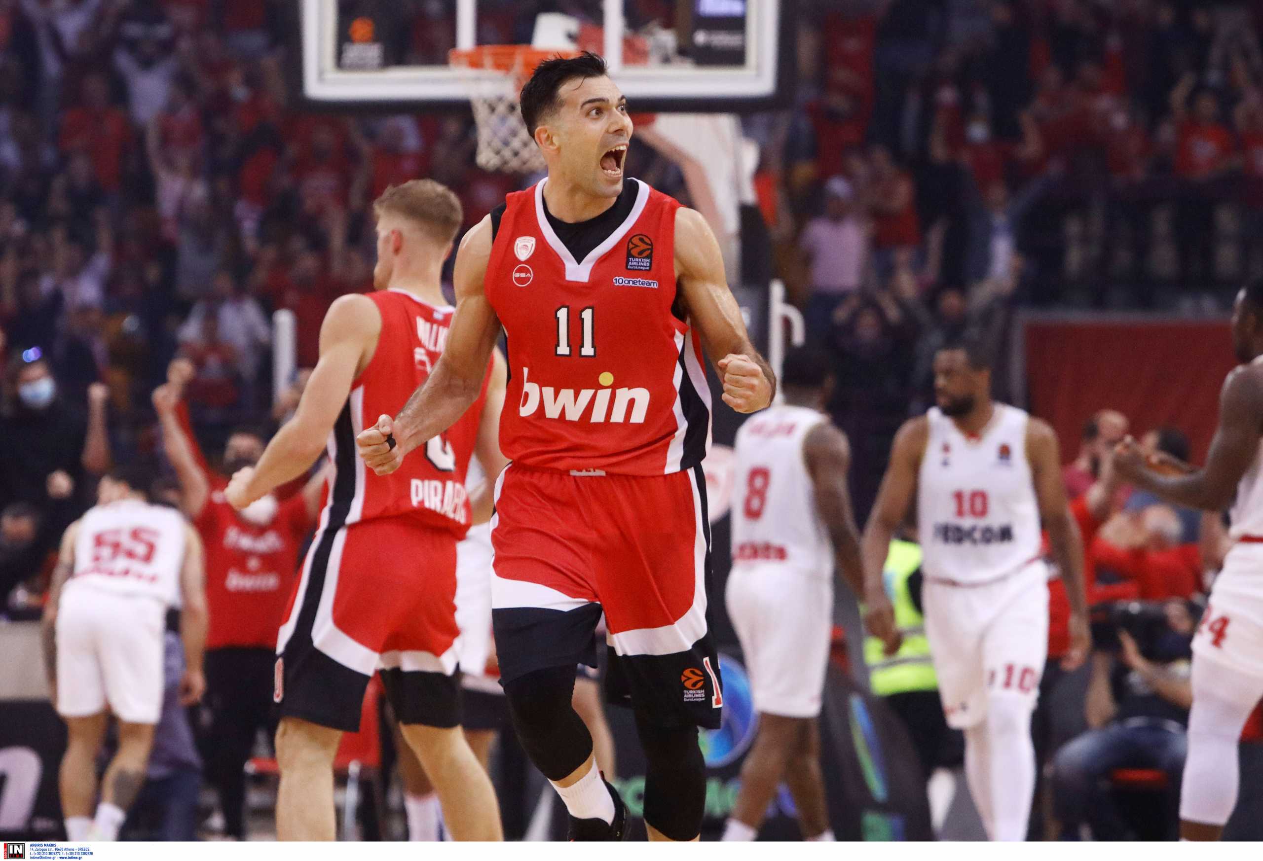 OLYMPIAKOS MONACO EUROLEAGUE  SLOUKAS