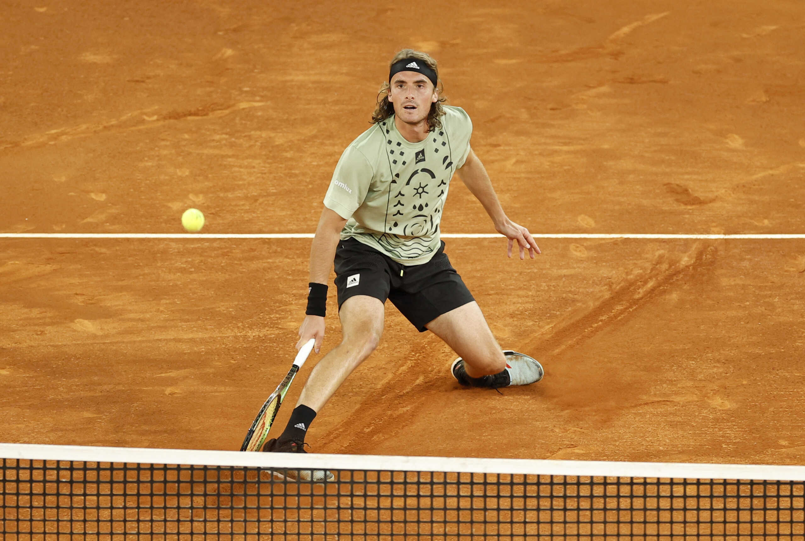 Tennis - ATP Masters 1000 - Madrid Open - Caja Magica, Madrid, Spain - May 6, 2022 Greece's Stefanos Tsitsipas in action during his quarter final match against Russia's Andrey Rublev REUTERS