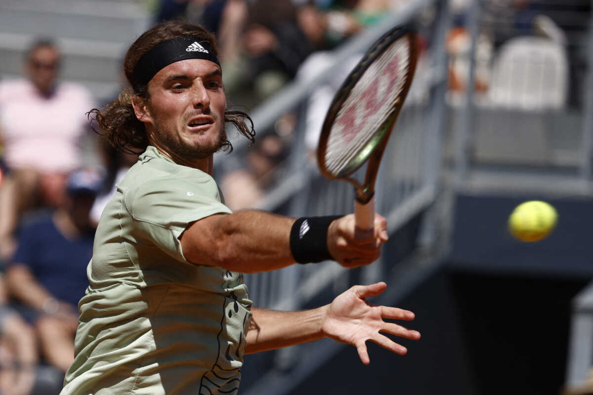 Tennis - ATP Masters 1000 - Italian Open - Foro Italico, Rome, Italy - May 11, 2022 Greece's Stefanos Tsitsipas in action during his second round match against Bulgaria's Grigor Dimitrov REUTERS